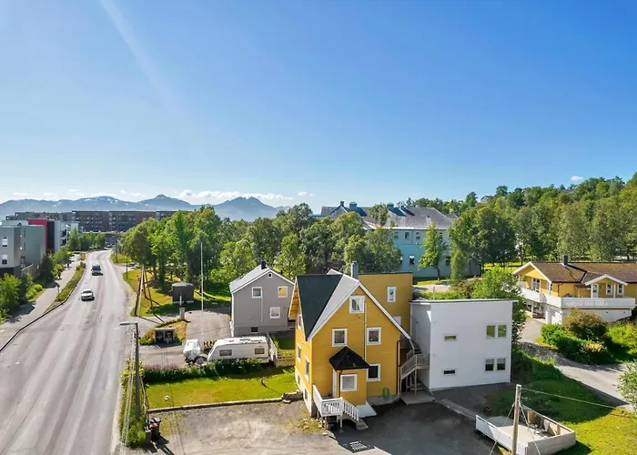 Aurora Chase Base 2 *